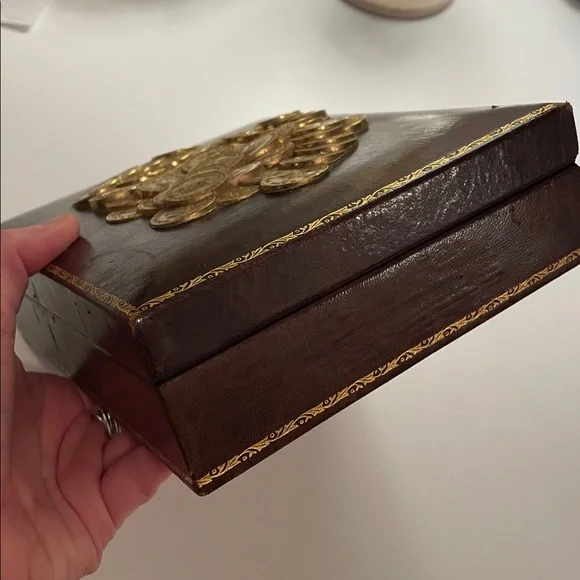 VTG Leather/Wood Gold Coin Covered 1950's Jewelry Box/Holy Rosary RC Church